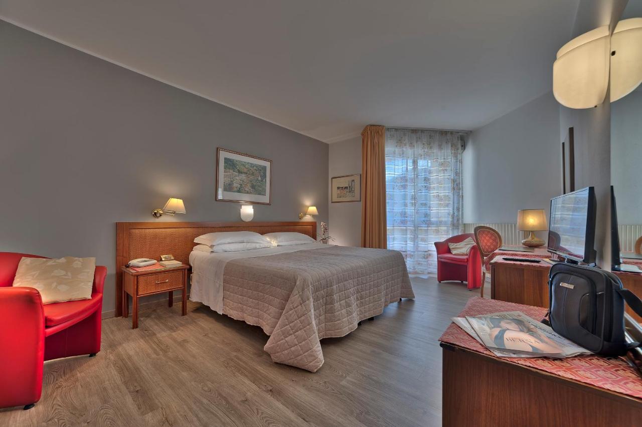 Hotel Petrarca Terme Montegrotto Terme Exteriör bild