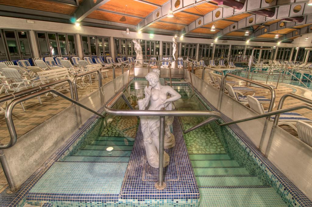 Hotel Petrarca Terme Montegrotto Terme Exteriör bild