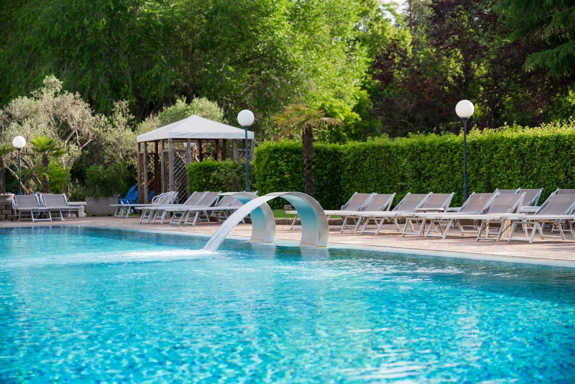 Hotel Petrarca Terme Montegrotto Terme Exteriör bild