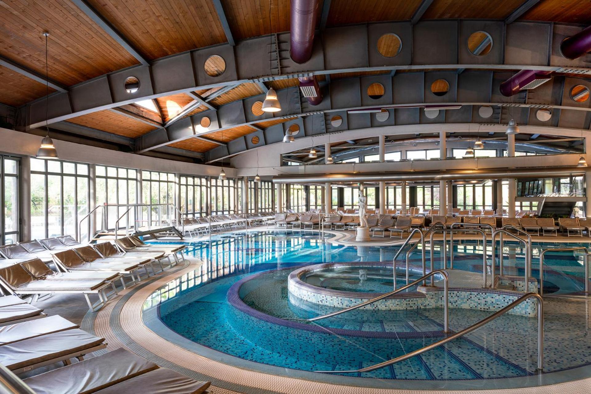 Hotel Petrarca Terme Montegrotto Terme Exteriör bild