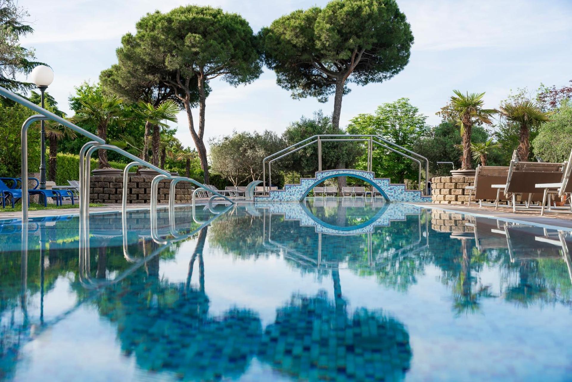 Hotel Petrarca Terme Montegrotto Terme Exteriör bild