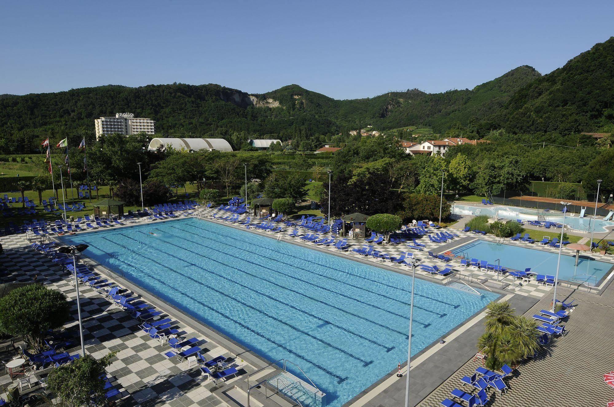 Hotel Petrarca Terme Montegrotto Terme Exteriör bild